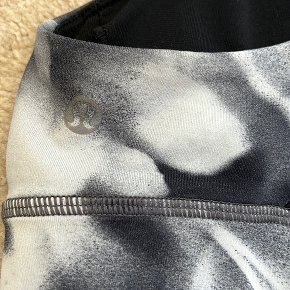 Lululemon Sports Bra - Picture 4 of 8